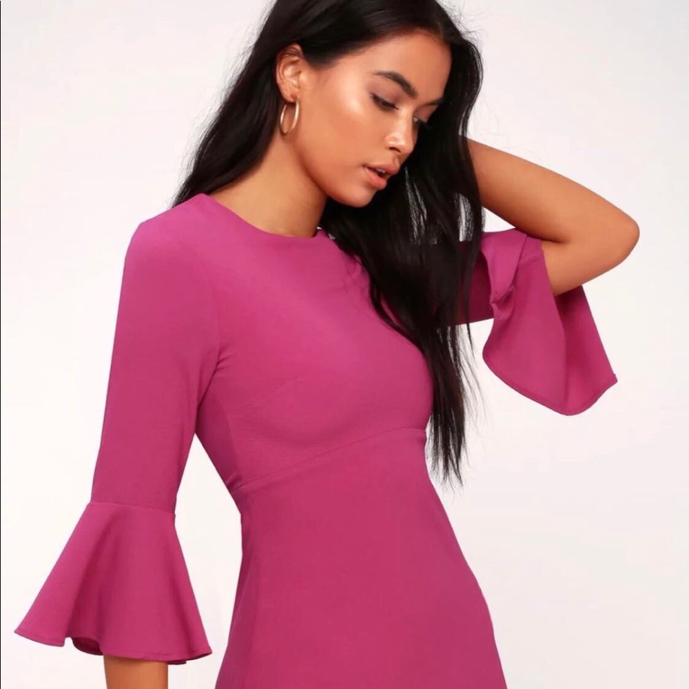 Lulu’s Magenta bell sleeve cocktail dress